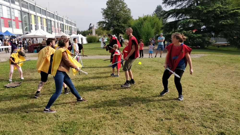 Partie de troll ball, Yggdrassil 2021 à Lyon : équipe rouge contre équipe jaune